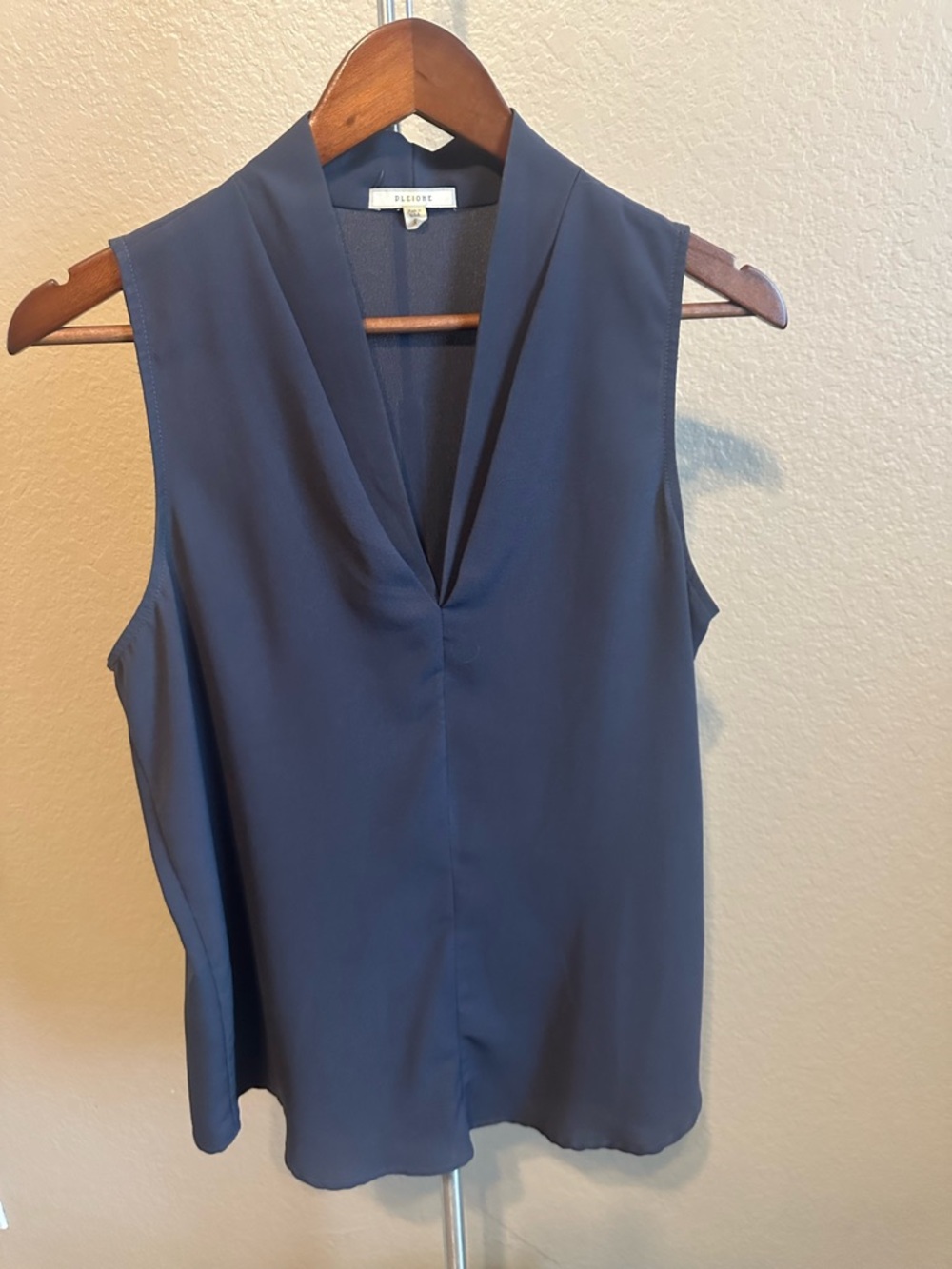 Delicate Gray Sleeveless V-Neck Camisole